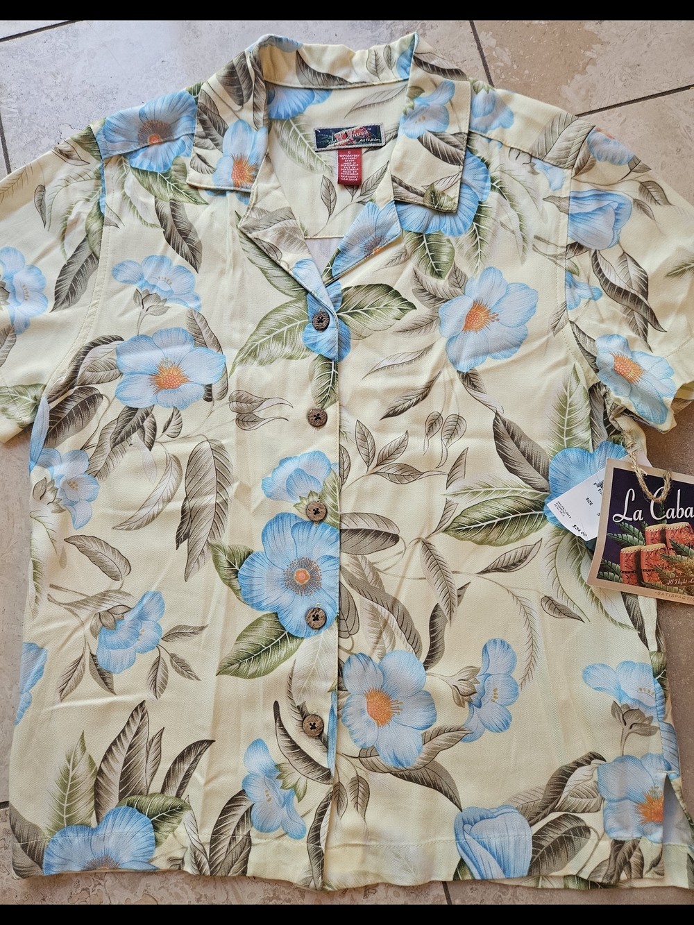 La Cabaña Women's Cream Floral Button-Down Shirt with Blue Flowers